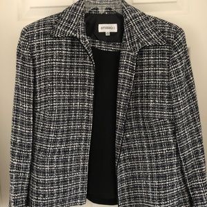 Women’s 2pc jacket and shell Size 16